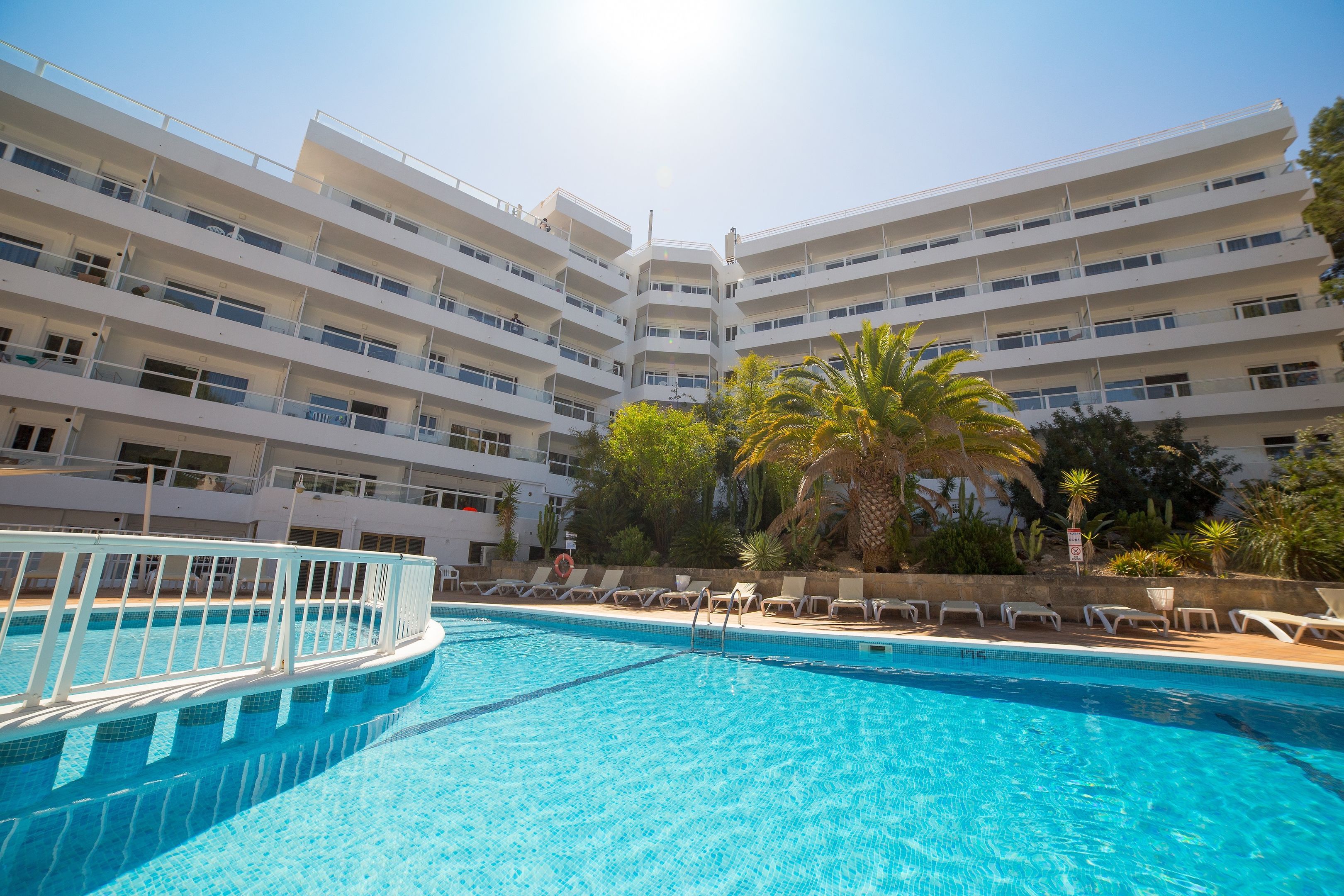 Apartamentos Mallorca Portofino deal