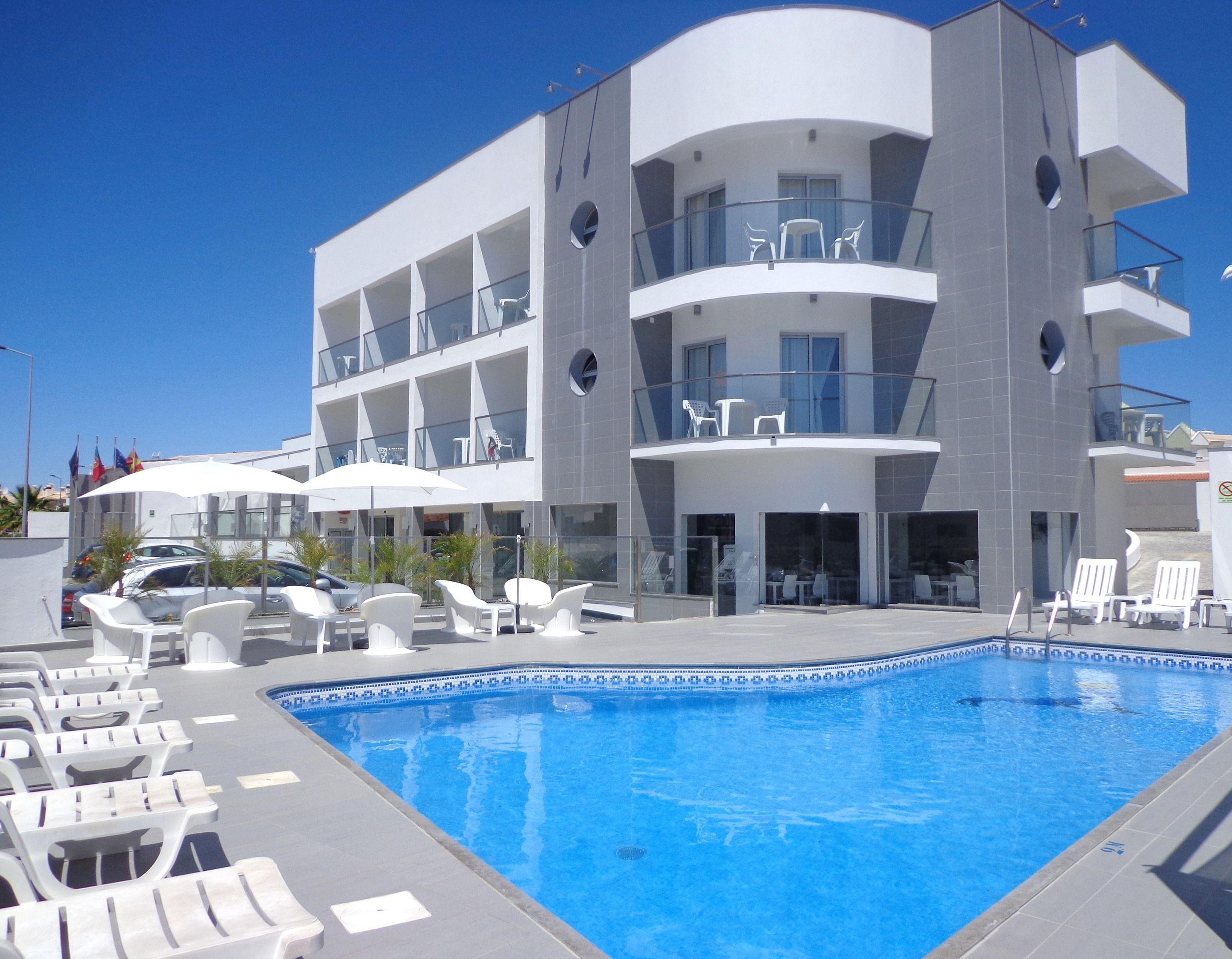 KR Hotels - Albufeira Lounge deal
