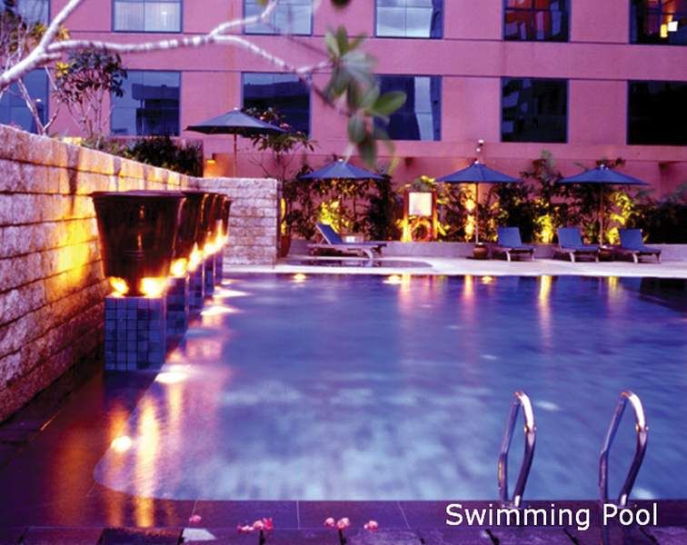 Grand Mercure Singapore Roxy deal