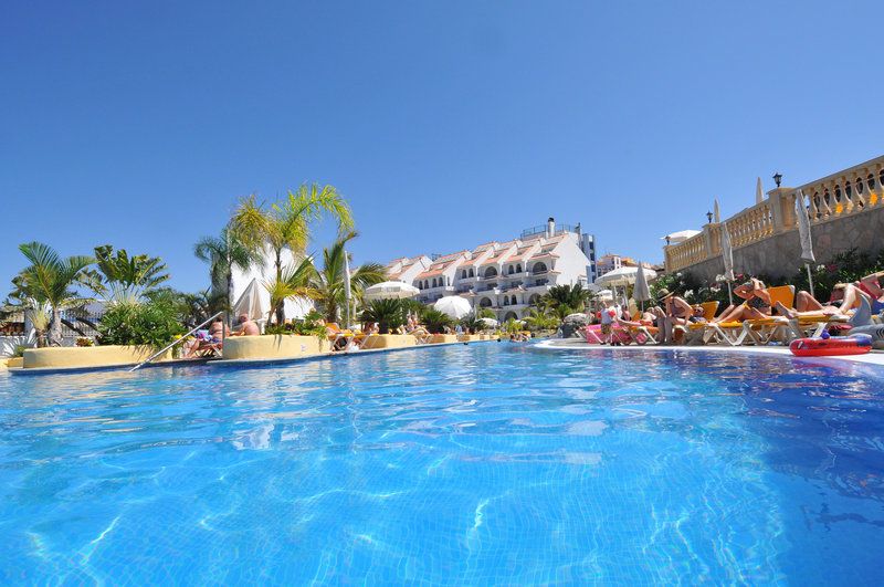 Paradise Park Fun Lifestyle Hotel deal