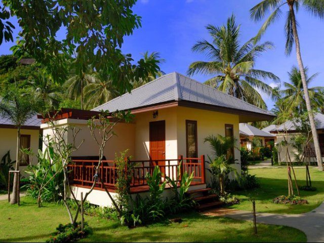 Promtsuk Buri Resort deal