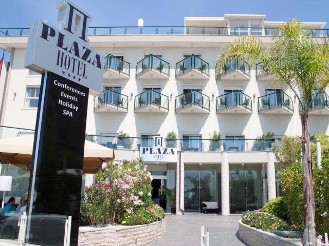 Plaza Hotel Catania deal