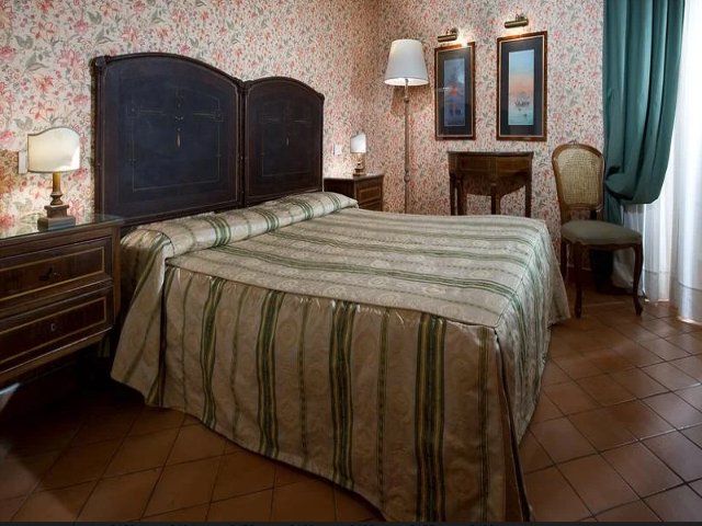 Chiaja Hotel De Charme deal