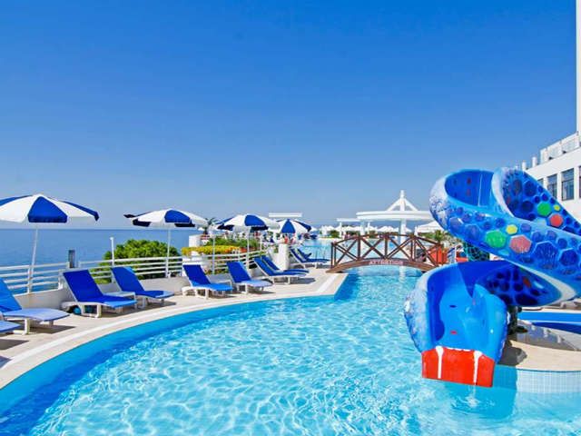 Korumar Hotel De Luxe deal