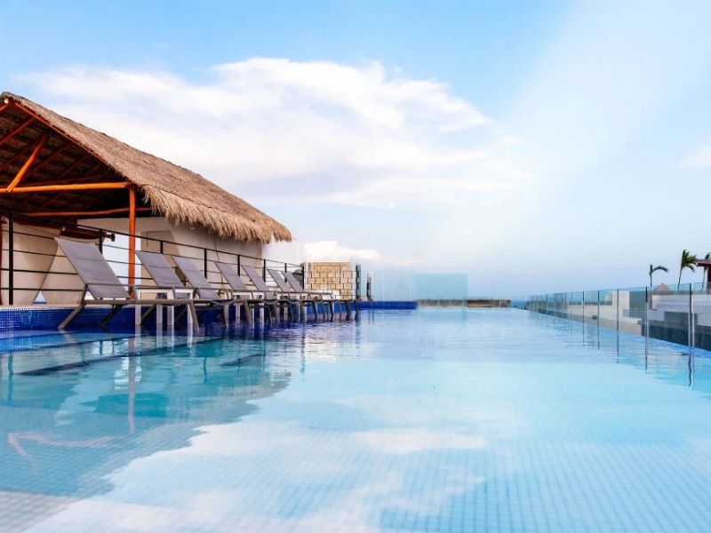 Hotel 52 Playa del Carmen deal