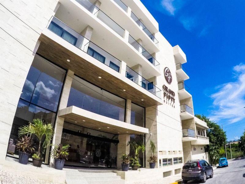 Grand Fifty Suites deal