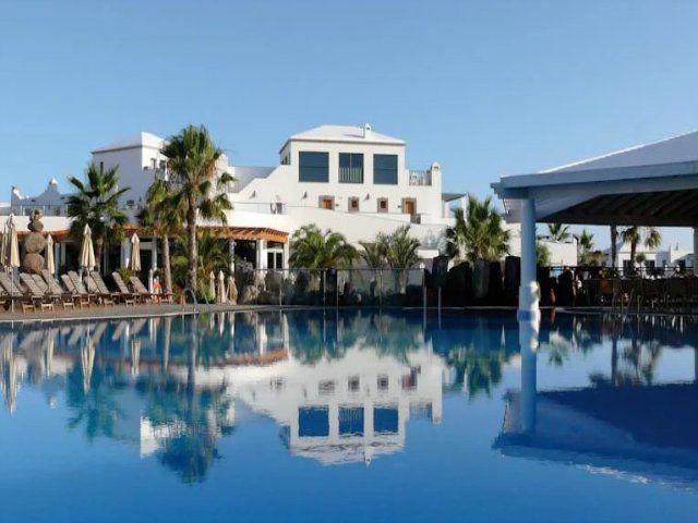 Hotel Las Marismas de Corralejo deal
