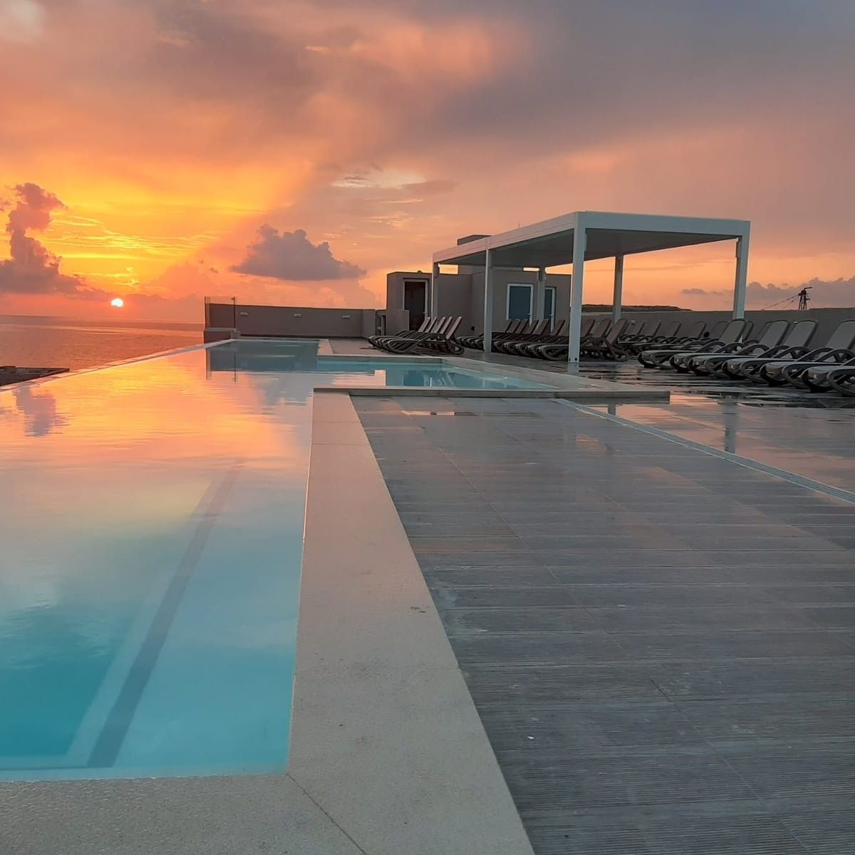 Mayflower Hotel Malta deal