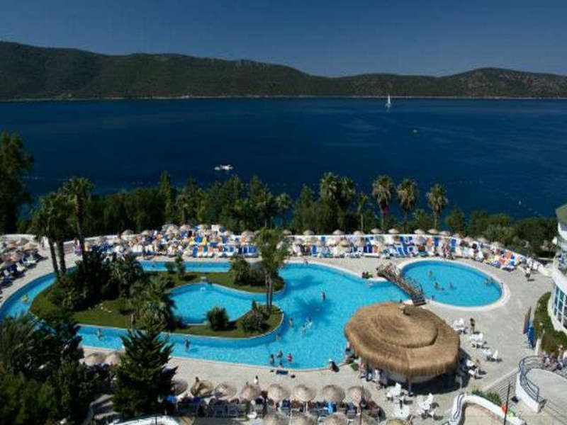 Bodrum Holiday Resort & Spa deal