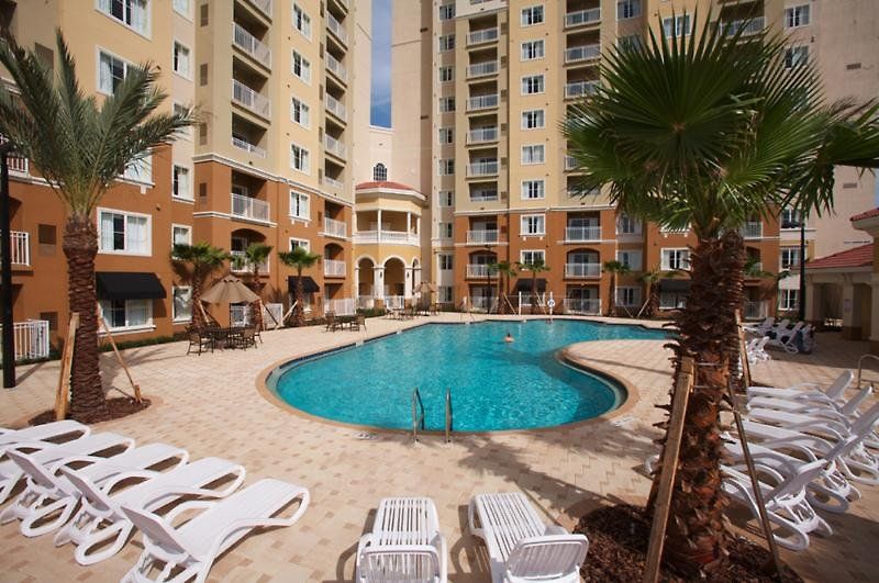 The Point Hotel & Suites deal