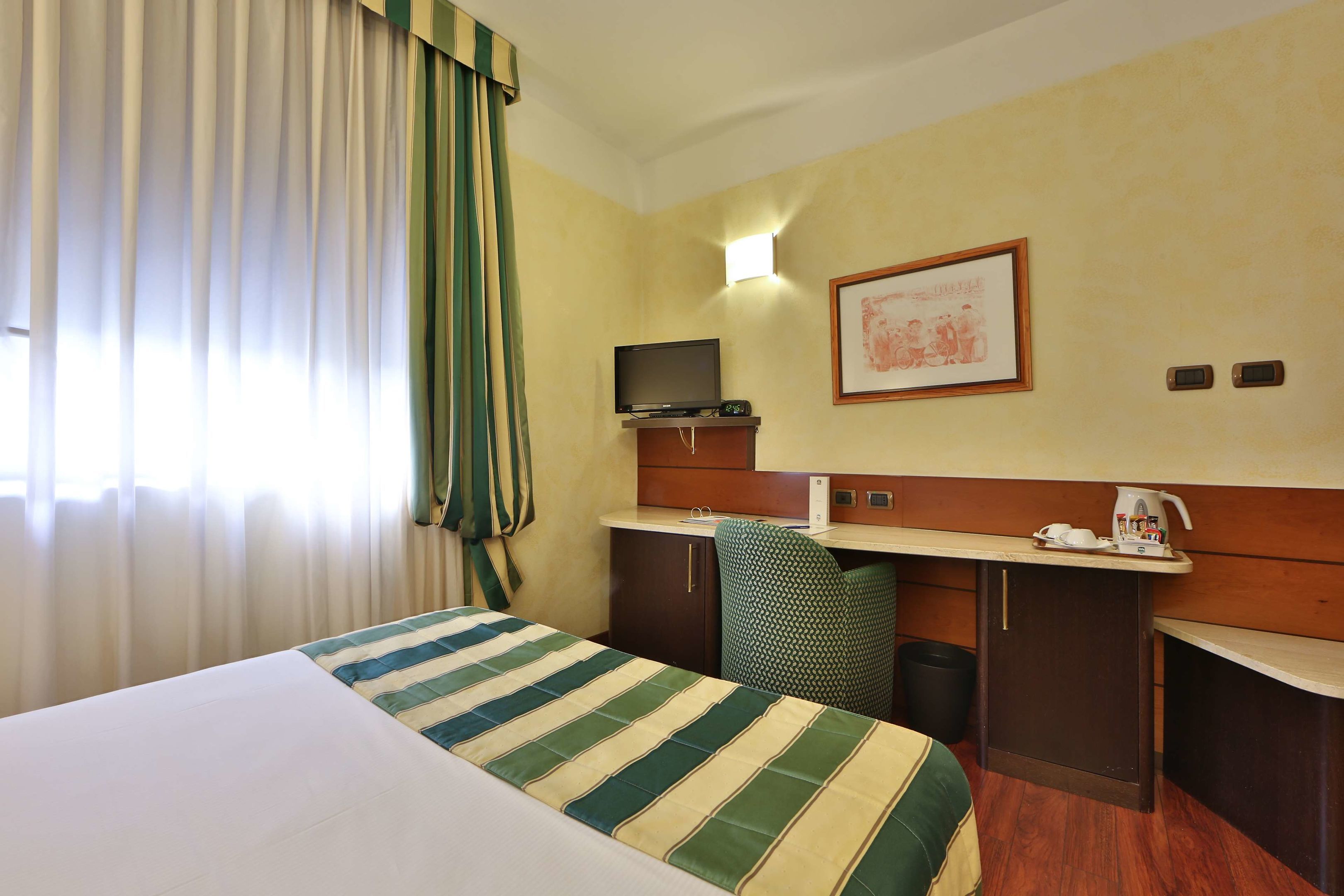 Sure Hotel Collection by Best Western Hotel Mirage deal
