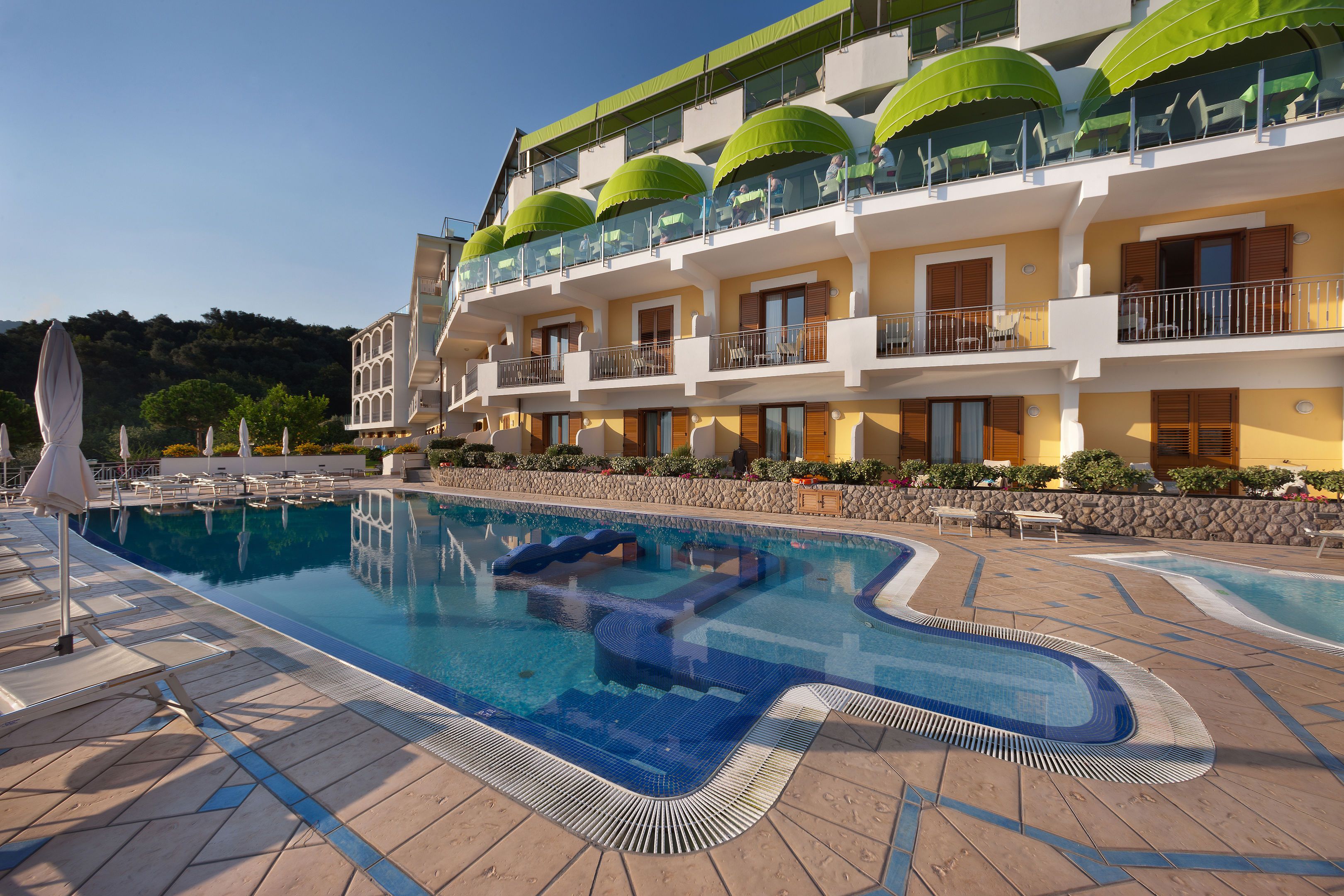 Grand Hotel President deal