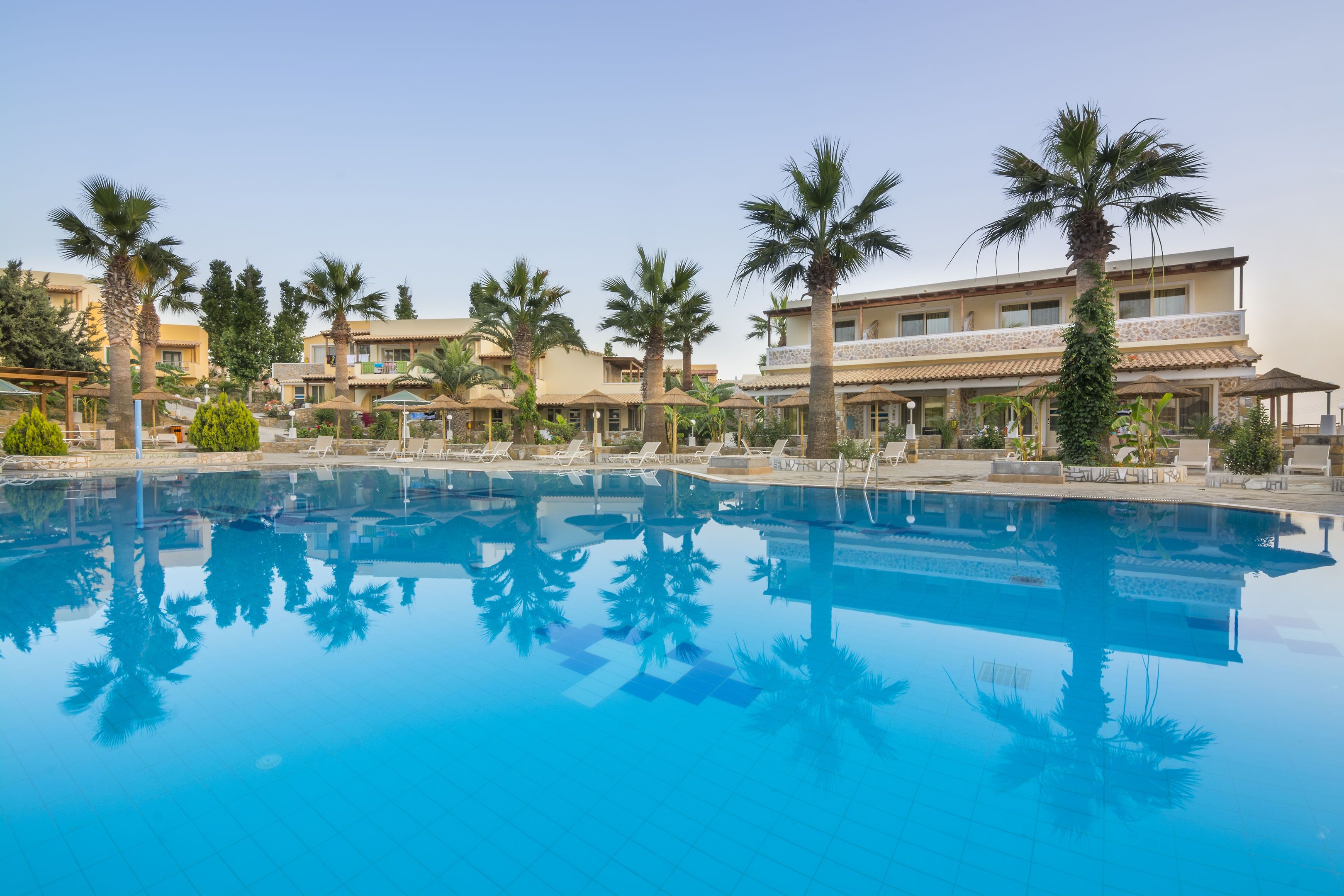 Kouros Palace Hotel deal