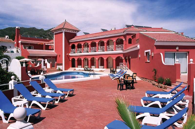 Hotel Los Arcos deal