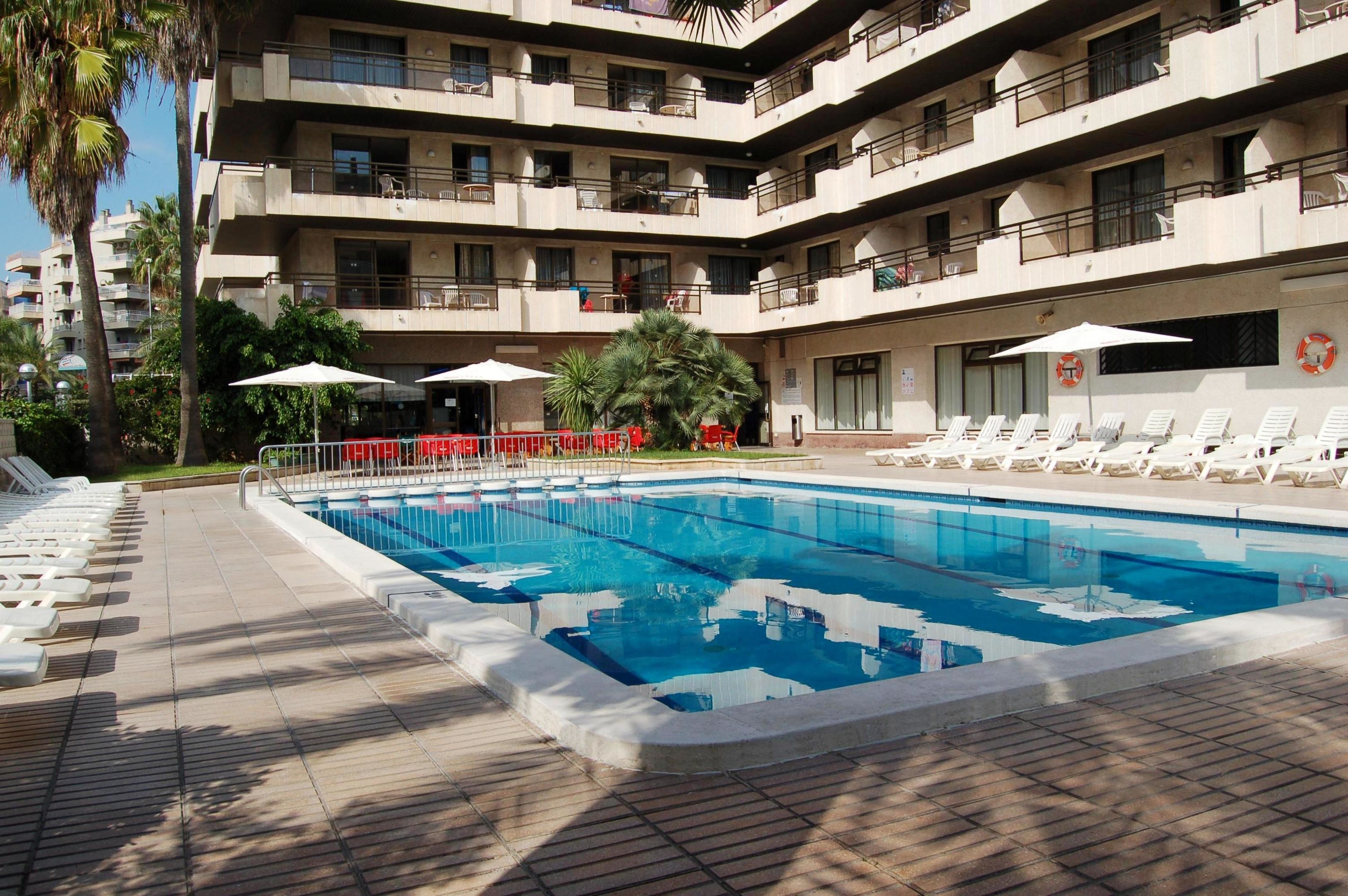 Apartaments CYE Salou deal