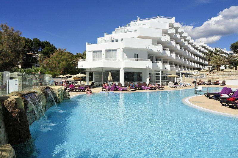 FERGUS Style Cala Blanca Suites deal