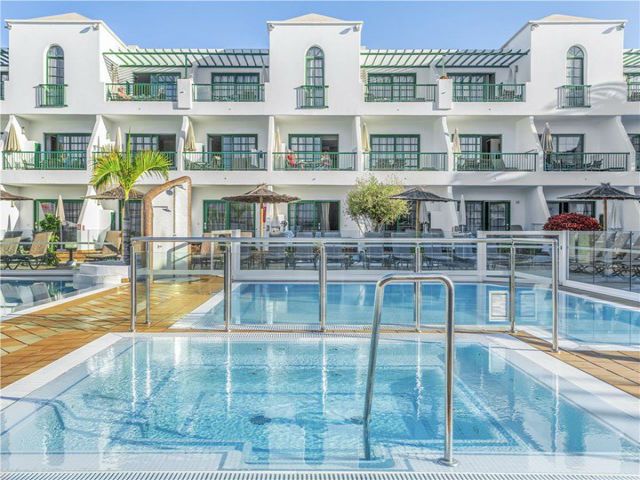 Club Del Carmen deal