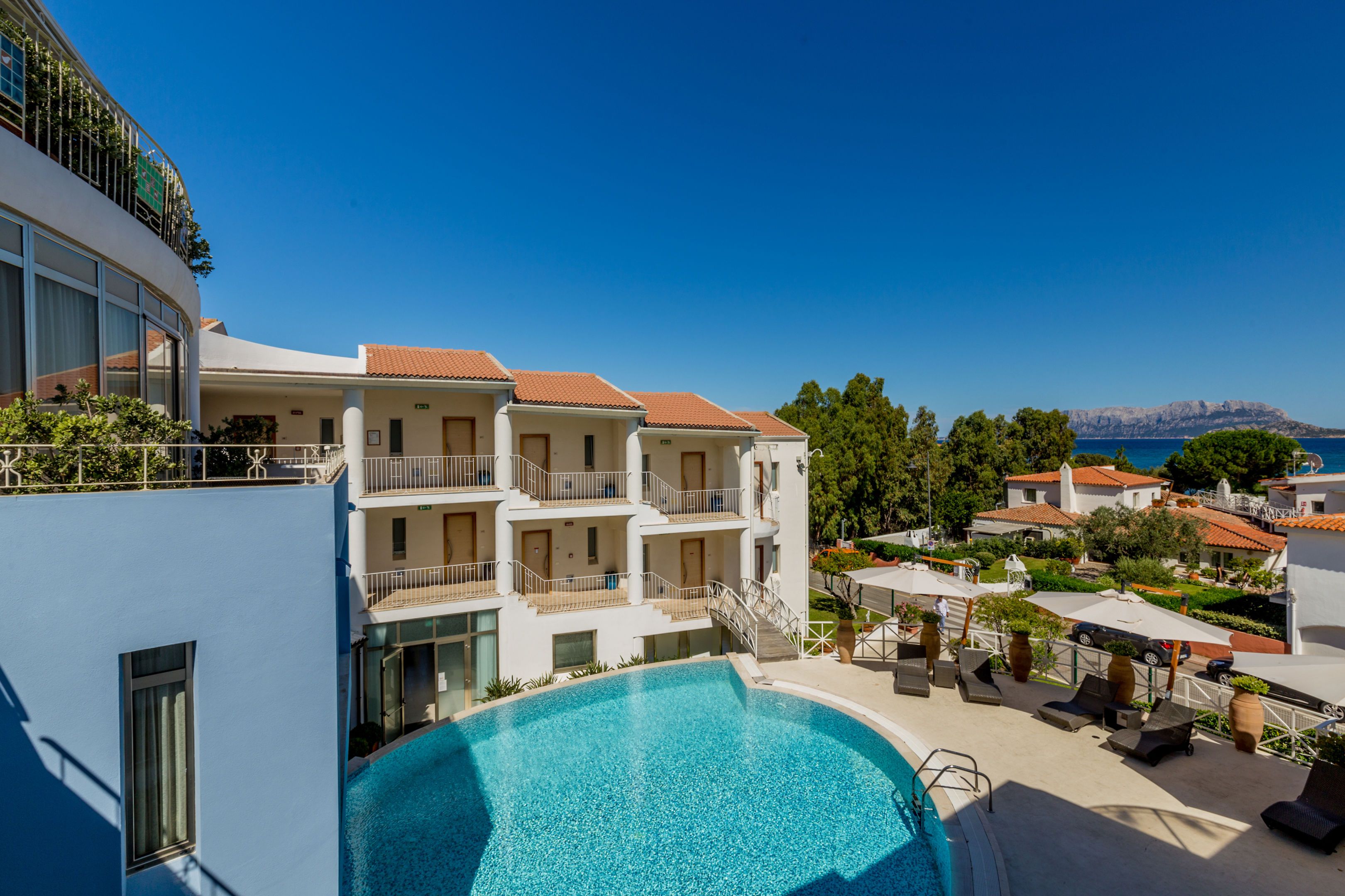 The Pelican Beach Resort & SPA deal