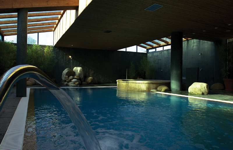 Globales Acis y Galatea deal