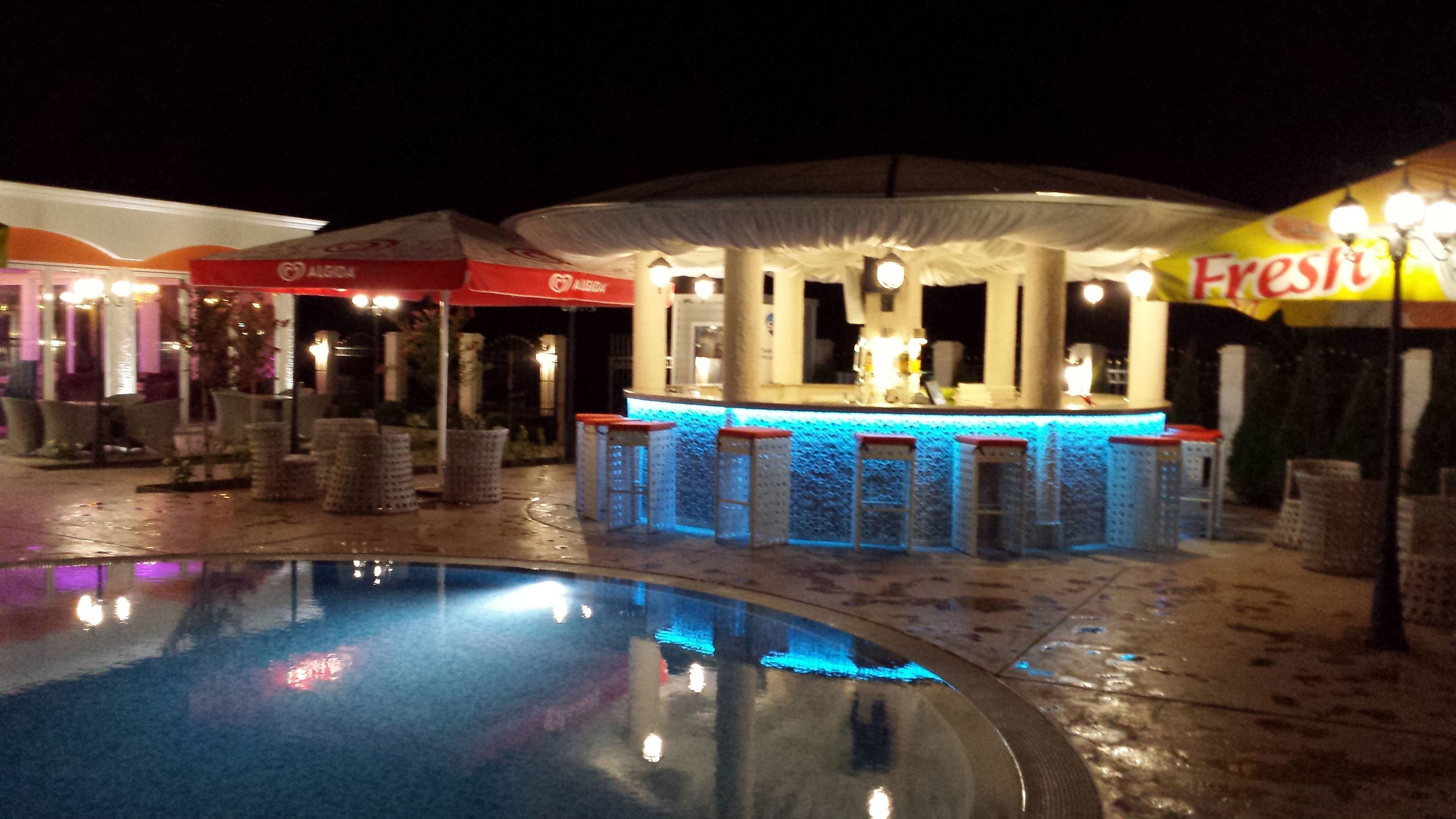 Hotel Avenue Deluxe deal